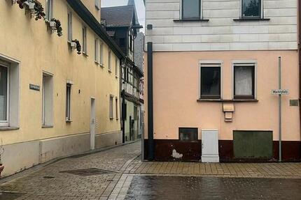 Haus Braubach - 8 Zimmer, 102 m&sup2;, 140.000&euro; | Angebot:25512714