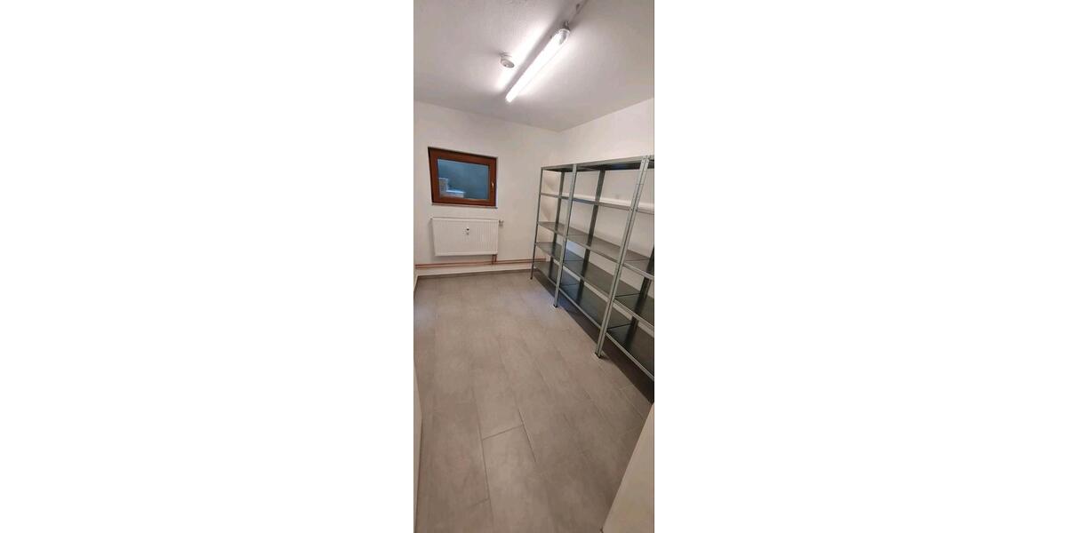 Erdgeschoßwohnung Breitscheid - 3 Zimmer, 85 m&sup2;, 850&euro; | Angebot:25906884