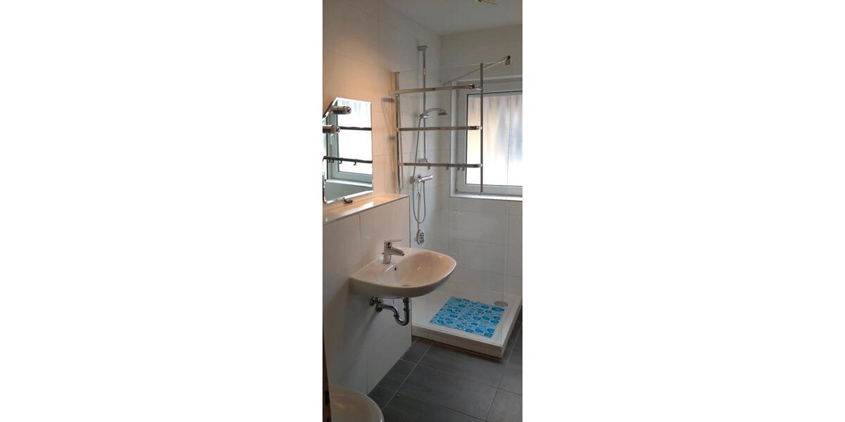 Etagenwohnung Breitscheid - 3 Zimmer, 70 m&sup2;, 160.000&euro; | Angebot:26004001