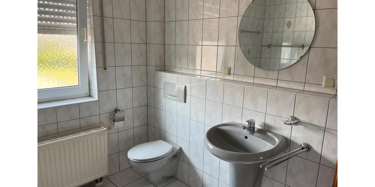 Erdgeschoßwohnung Raubach - 3 Zimmer, 90 m&sup2;, 810&euro; | Angebot:25971957