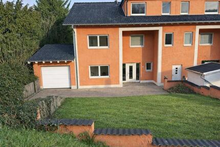 Wohnung Sinzig - 7 Zimmer, 285 m&sup2;, 470&euro; | Angebot:25516747