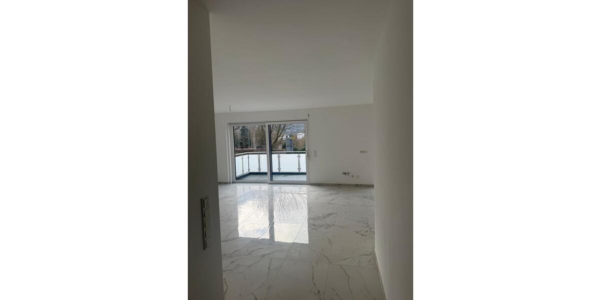 Etagenwohnung Unkel - 2 Zimmer, 120 m&sup2;, 1.800&euro; | Angebot:24921323