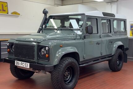 Land Rover Defender 29.986 km 63.900 &euro; Bad Honnef 53604