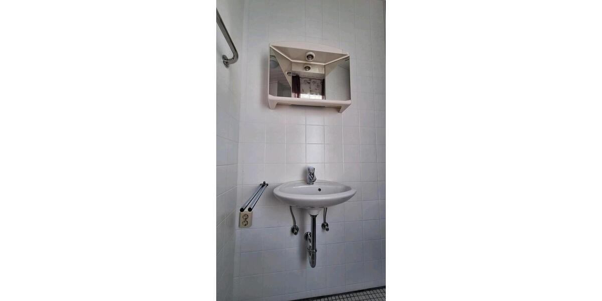 Etagenwohnung Steimel - 1 Zimmer, 20 m&sup2;, 295&euro; | Angebot:25893796