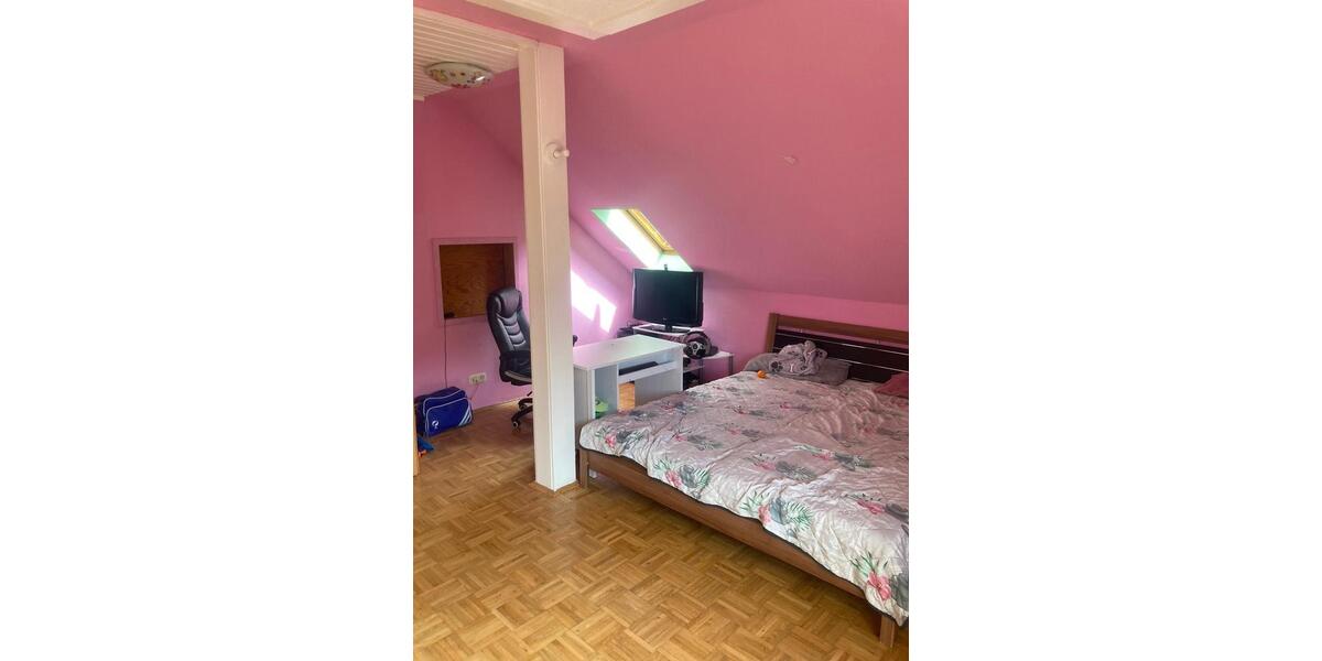 Dachgeschoßwohnung Halsenbach - 3 Zimmer, 90 m&sup2;, 570&euro; | Angebot:25177006