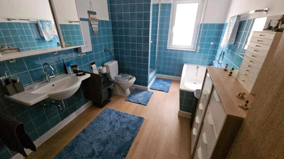 Erdgeschoßwohnung Koblenz Arenberg-Immendorf - 3 Zimmer, 128 m&sup2;, 1.100&euro; | Angebot:26492665