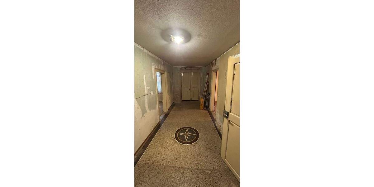 Einfamilienhaus Dausenau - 1 Zimmer, 179 m&sup2;, 175.000&euro; | Angebot:25678652