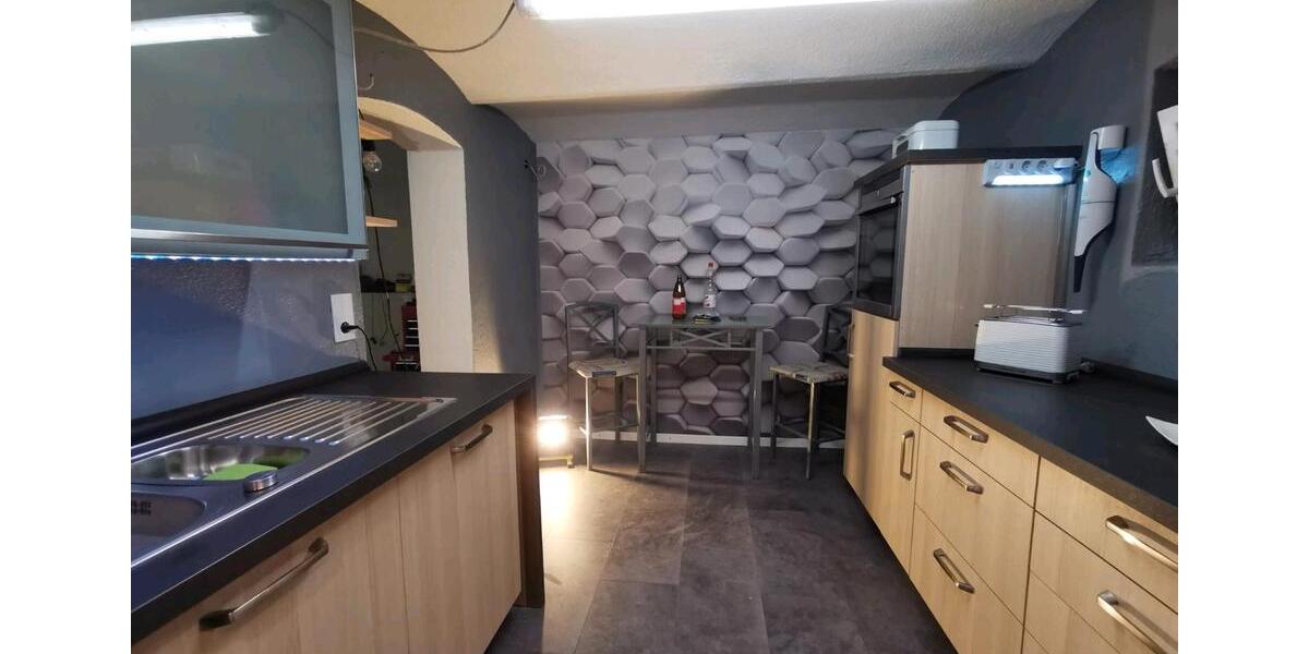 Einfamilienhaus Halsenbach - 5 Zimmer, 147 m&sup2;, 300.000&euro; | Angebot:27104301