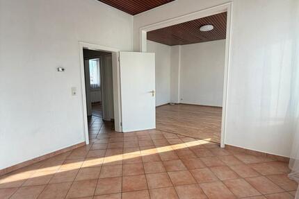 Wohnung Koblenz Bisholder - 3 Zimmer, 80 m&sup2;, 500&euro; | Angebot:25978886