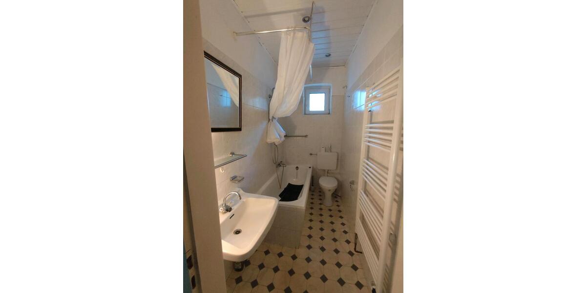 Etagenwohnung Linz am Rhein - 3 Zimmer, 90 m&sup2;, 900&euro; | Angebot:25614242