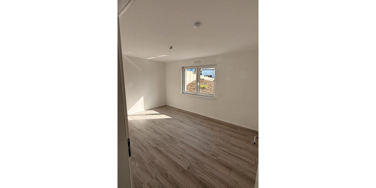 Terrassenwohnung Breitscheid - 3.5 Zimmer, 115 m&sup2;, 980&euro; | Angebot:25352896
