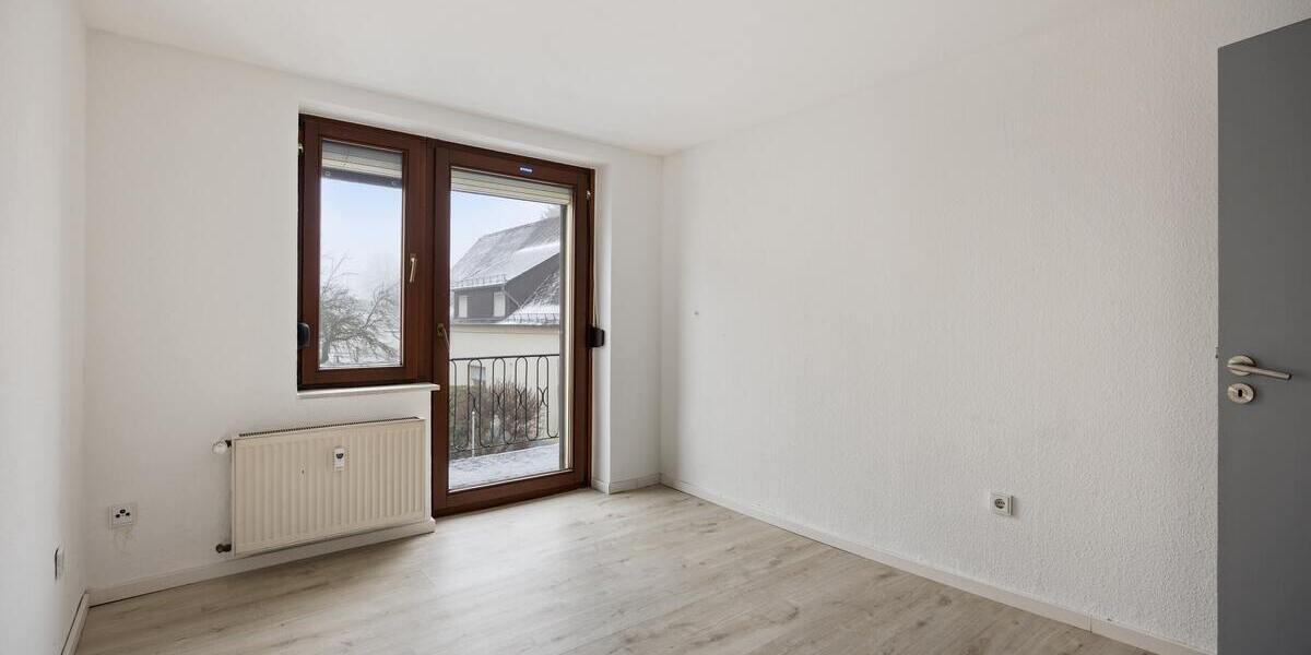 Zweifamilienhaus mit 3x Garagen nur 2 Min zur A3 - Zweifamilienhaus Mogendorf | Angebot:25081818