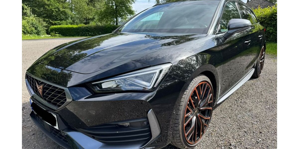 Cupra Leon 49.000 km 28.999 &euro; Becheln 56132