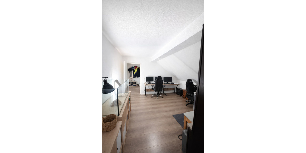 Dachgeschoßwohnung Eitelborn - 3 Zimmer, 95 m&sup2;, 850&euro; | Angebot:25282109