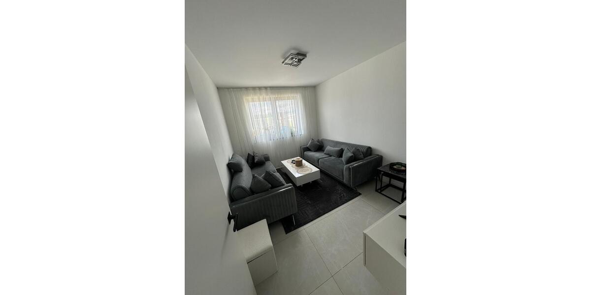 Doppelhaushälfte Ötzingen - 6 Zimmer, 170 m&sup2;, 1.300&euro; | Angebot:26615150