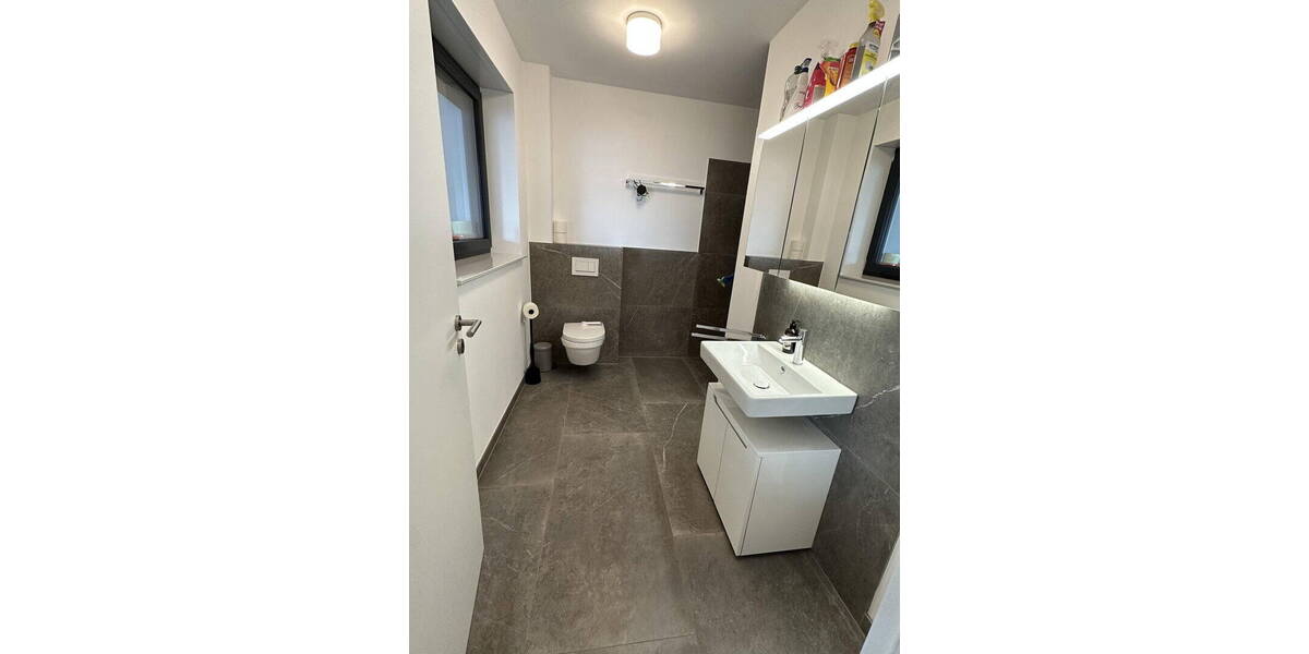 Einfamilienhaus Sankt Katharinen (Landkreis Neuwied) - 7 Zimmer, 180 m&sup2;, 2.400&euro; | Angebot:26806002
