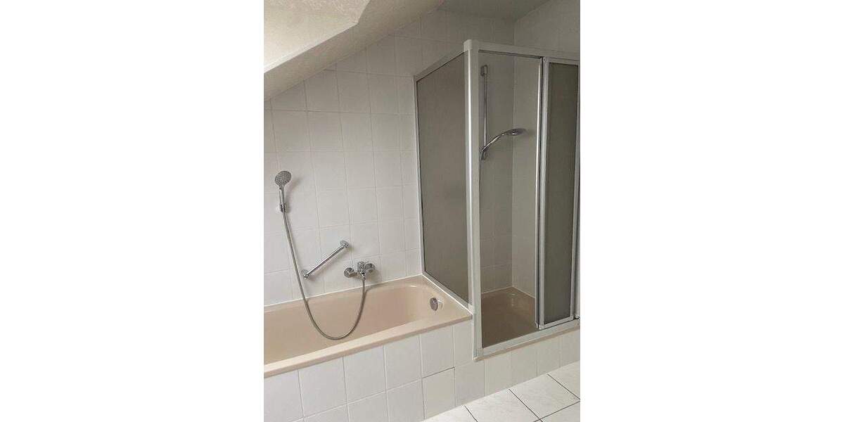 Etagenwohnung Höhr-Grenzhausen Grenzhausen - 2 Zimmer, 79 m&sup2;, 660&euro; | Angebot:25797508