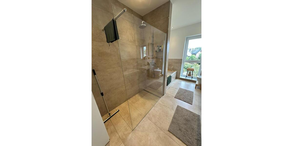 Dachgeschoßwohnung Kleinmaischeid - 4 Zimmer, 131 m&sup2;, 1.280&euro; | Angebot:25961988