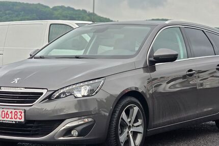 Peugeot 308 110.000 km 5.500 &euro; Oberwinter 53424