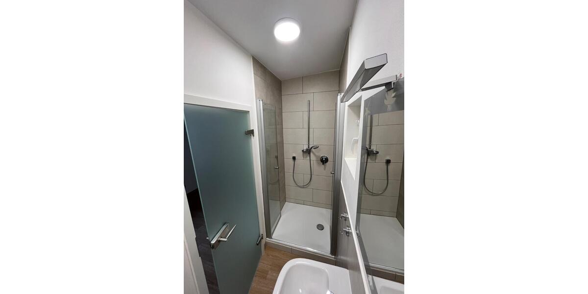 Etagenwohnung Boppard - 1 Zimmer, 12 m&sup2;, 300&euro; | Angebot:25942875