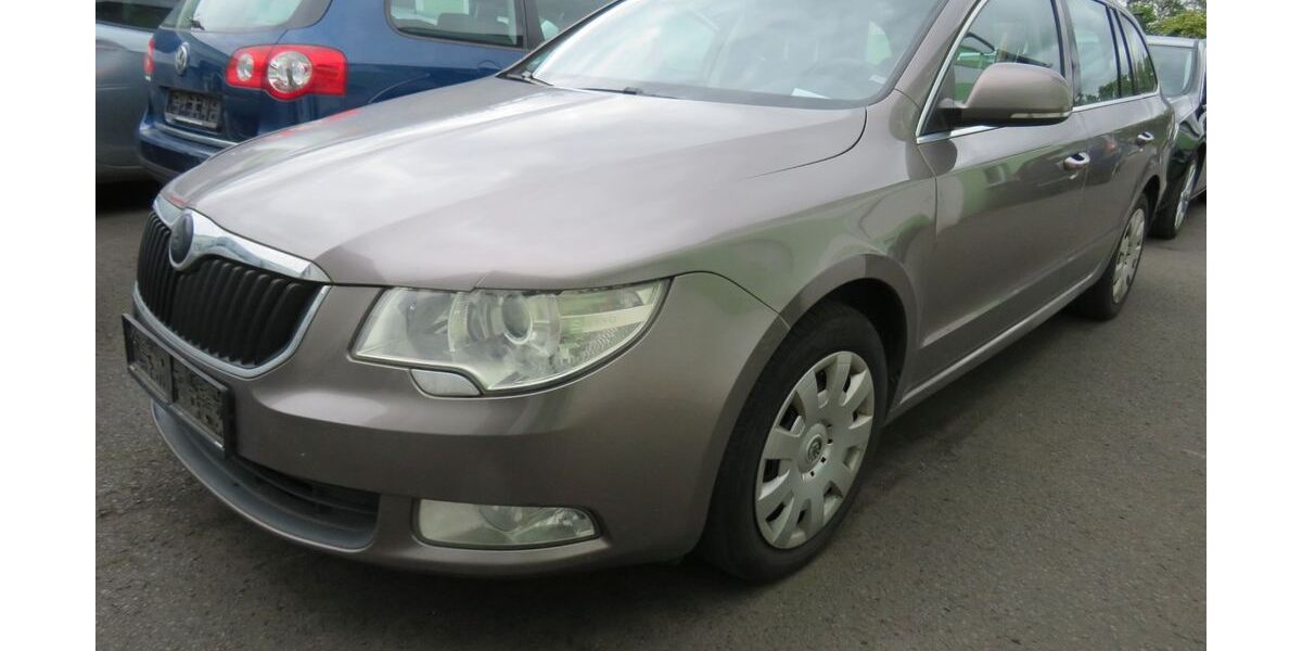 Skoda Superb 351.637 km 2.599 &euro; Andernach 56626