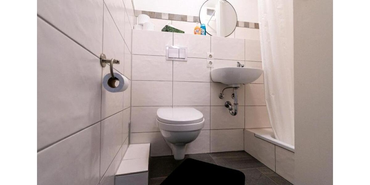 Etagenwohnung Koblenz - 9 Zimmer, 25 m&sup2;, 550&euro; | Angebot:25805831