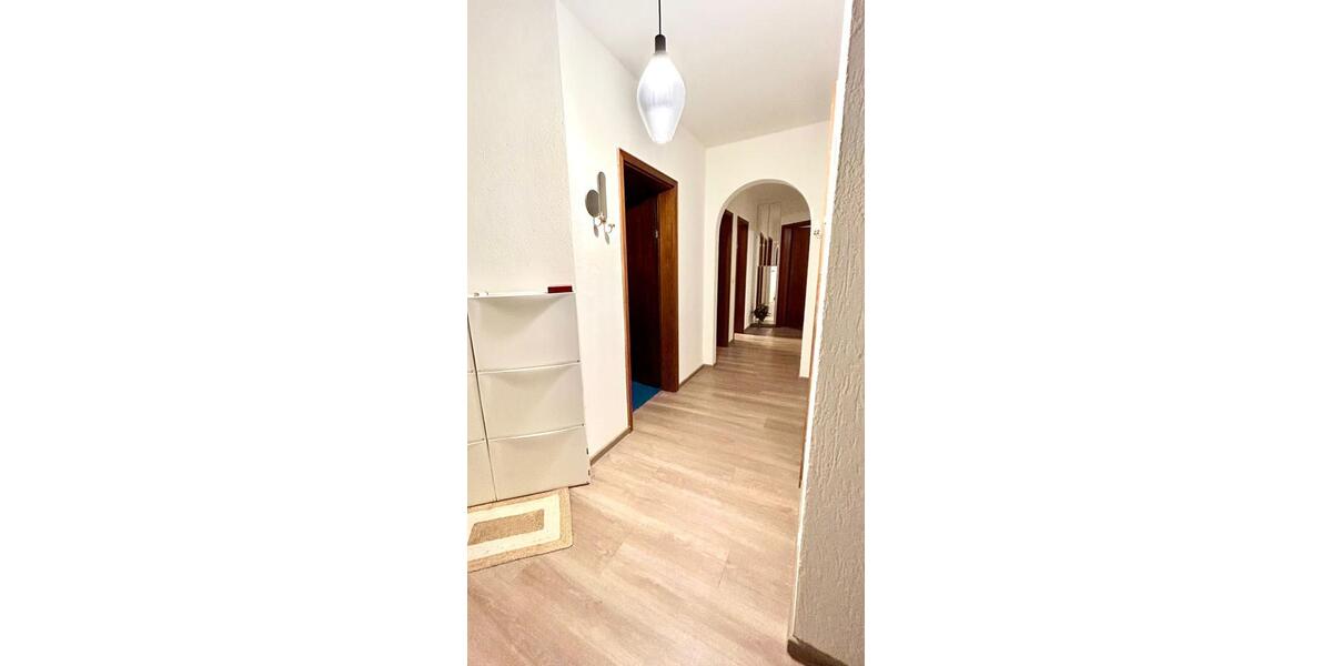 Etagenwohnung Bendorf - 3 Zimmer, 90 m&sup2;, 925&euro; | Angebot:25892193