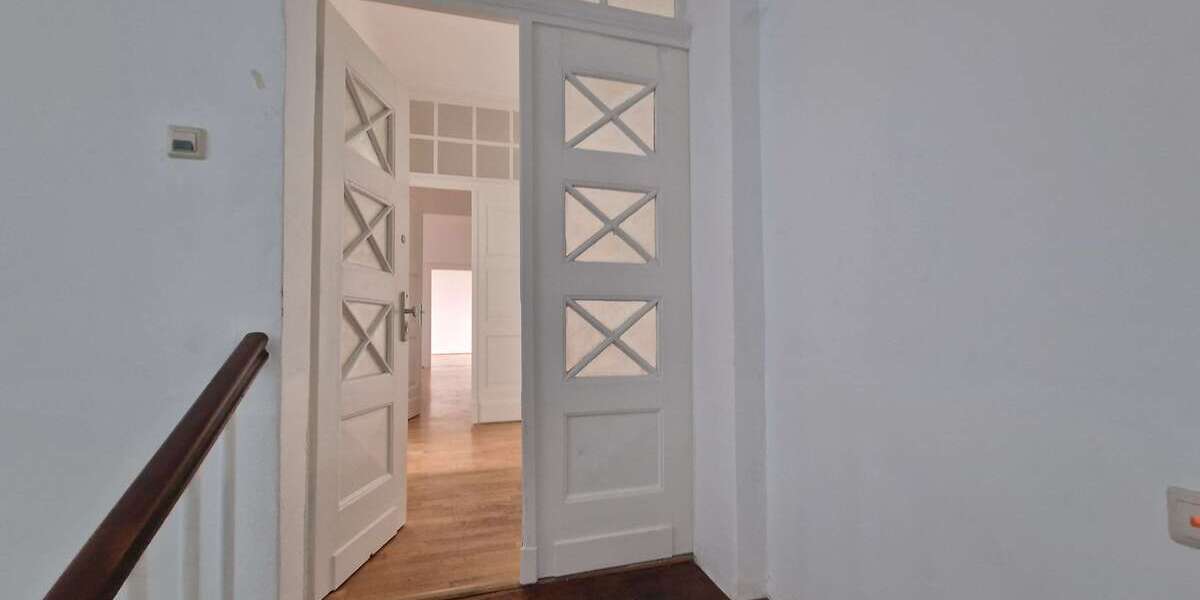 Etagenwohnung Koblenz Mitte - 4 Zimmer, 130 m&sup2;, 1.350&euro; | Angebot:25859658