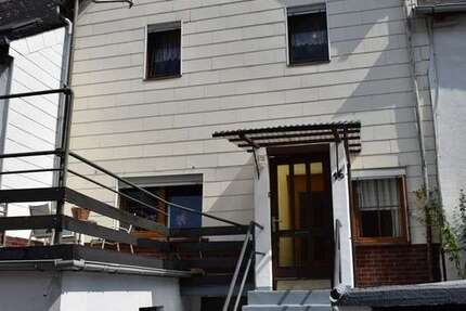 Haus Burgen - 5 Zimmer, 75 m&sup2;, 69.000&euro; | Angebot:22085612