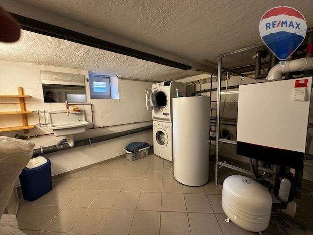 Einfamilienhaus Höhr-Grenzhausen Grenzhausen - 9 Zimmer, 225 m&sup2;, 459.000&euro; | Angebot:25664423