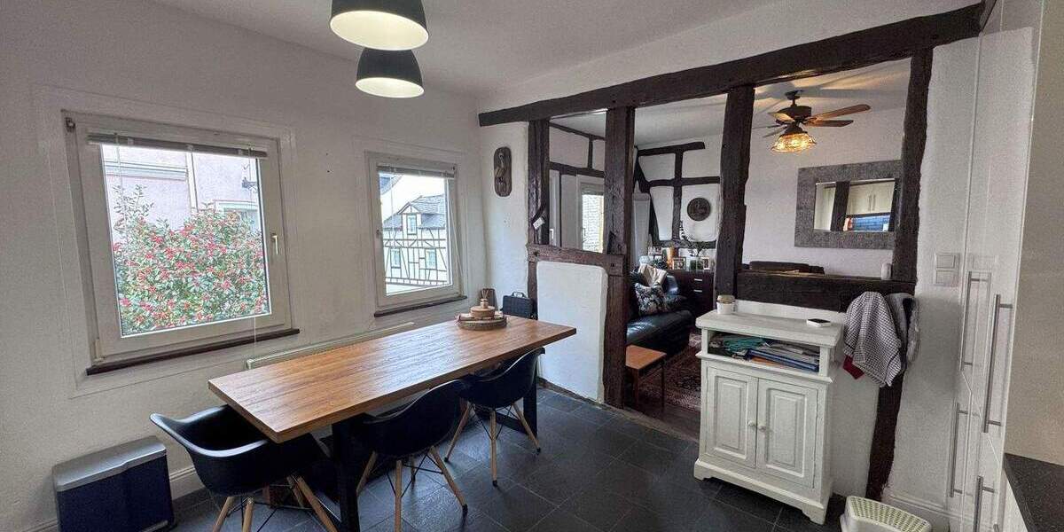 Einfamilienhaus Boppard - 8 Zimmer, 499.000&euro; | Angebot:25696850