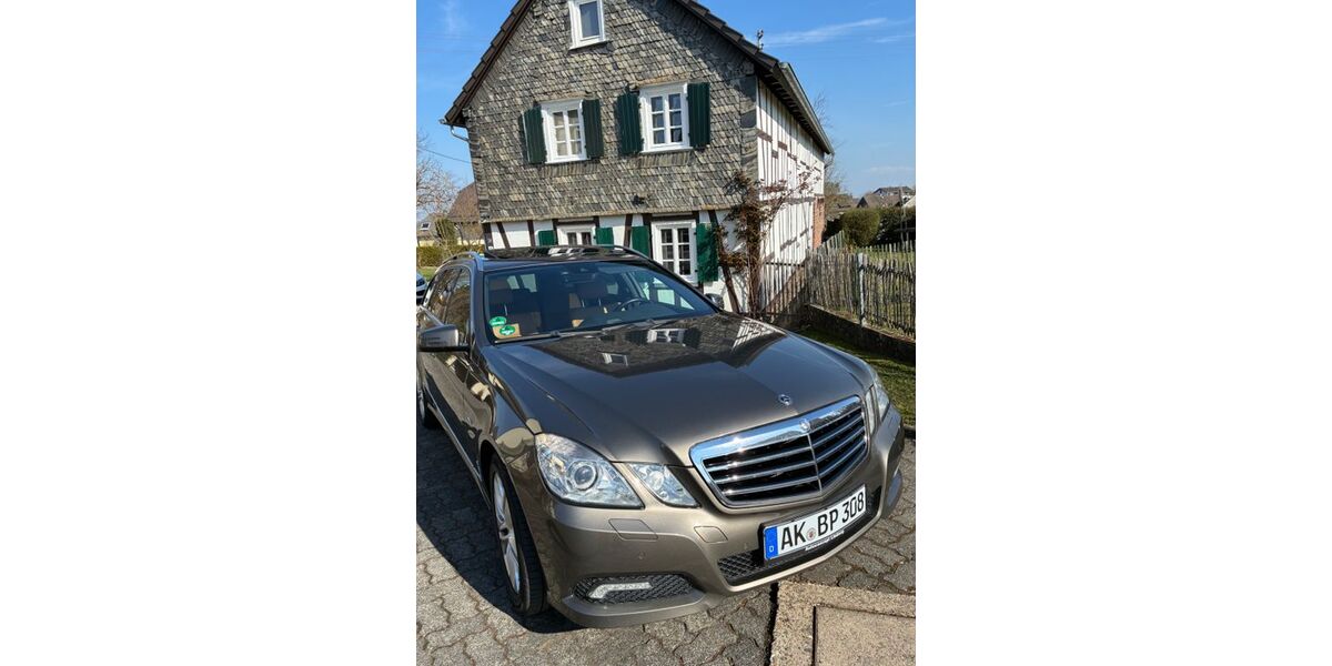 Mercedes-Benz E 250 131.000 km 14.900 &euro; Horhausen 56593