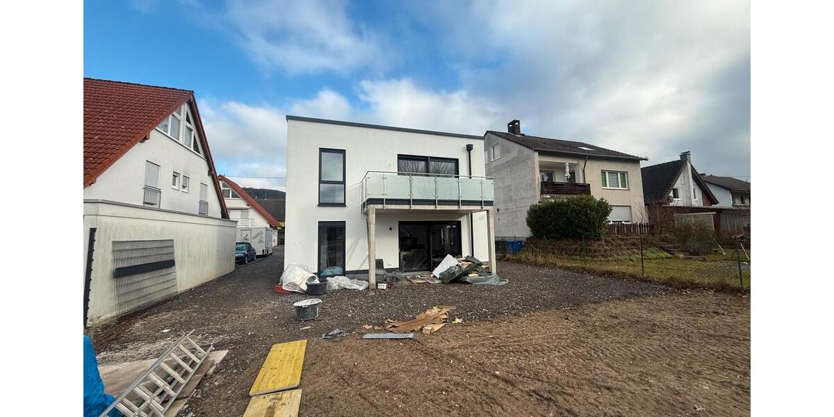 Etagenwohnung Unkel - 2 Zimmer, 120 m&sup2;, 1.800&euro; | Angebot:24921323