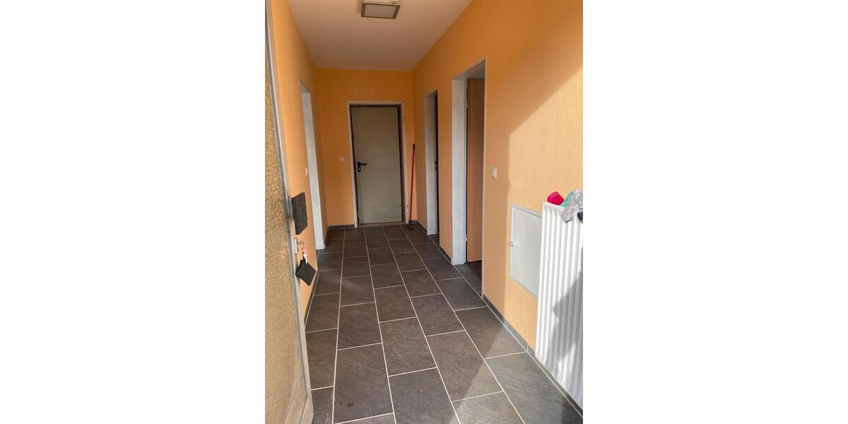Erdgeschoßwohnung Raubach - 3 Zimmer, 94 m&sup2;, 650&euro; | Angebot:25636639
