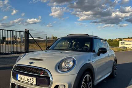 Mini Cooper S 132.000 km 14.200 &euro; Glees 56653