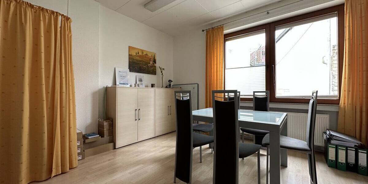 Gewerbeobjekt Puderbach - 2 Zimmer, 32 m&sup2;, 350&euro; | Angebot:25665285