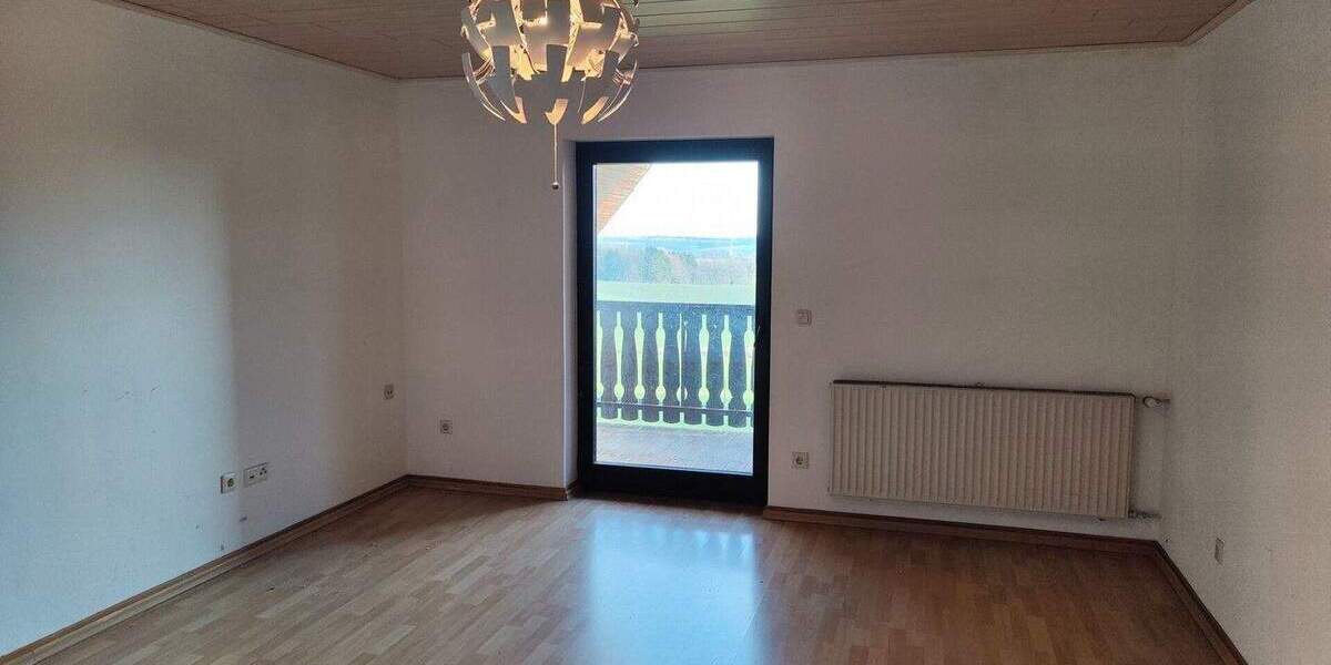 Mehrfamilienhaus, Wohnhaus Flammersfeld - 295.000&euro; | Angebot:25738130