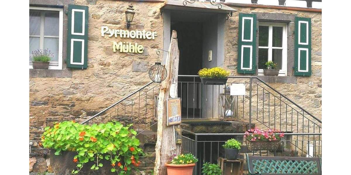 Gewerbeobjekt Roes - 1.250.000&euro; | Angebot:25672681