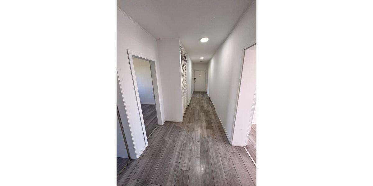 Etagenwohnung Neuwied - 3 Zimmer, 73 m&sup2;, 185.000&euro; | Angebot:27117309