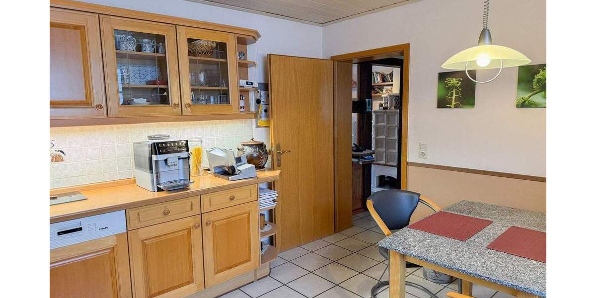 Einfamilienhaus Mündersbach - 1 Zimmer, 260 m&sup2;, 297.000&euro; | Angebot:25691936