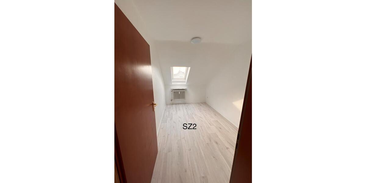 Dachgeschoßwohnung Koblenz Bubenheim - 3 Zimmer, 67 m&sup2;, 600&euro; | Angebot:25852449