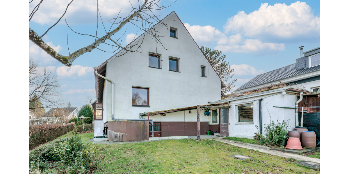 Rohdiamant mit Potenzial: Entkerntes Haus mit viel Platz für Mensch & Tier. 5686 m² Grundstück! - Einfamilienhaus Bad Honnef / Aegidienberg Aegidienberg | Angebot:25097239