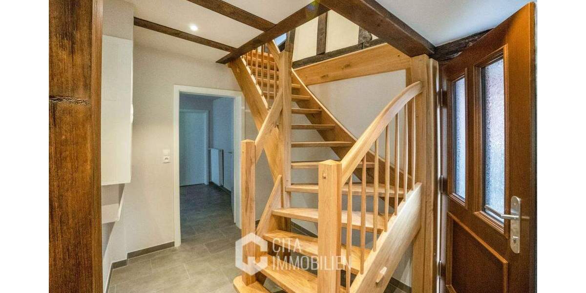 Einfamilienhaus Boppard - 7 Zimmer, 185 m&sup2;, 495.000&euro; | Angebot:25690352