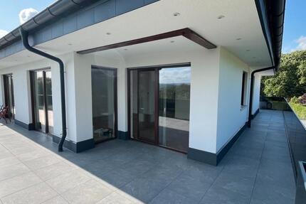 Haus Rheinbreitbach - 2 Zimmer, 70 m&sup2;, 1.299&euro; | Angebot:26587143