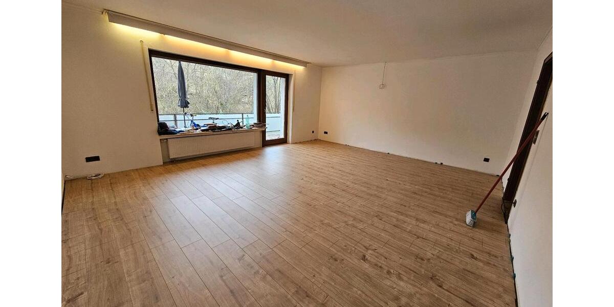 Erdgeschoßwohnung Dieblich - 6 Zimmer, 182 m&sup2;, 1.350&euro; | Angebot:25647040
