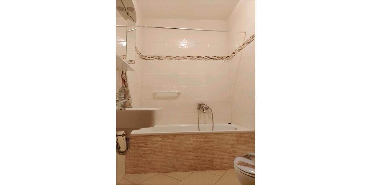 Hochparterre Neuwied Feldkirchen - 3 Zimmer, 78 m&sup2;, 180.000&euro; | Angebot:25157700