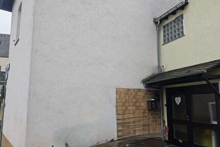 Haus Andernach-Miesenheim Miesenheim - 4 Zimmer, 140 m&sup2;, 189.000&euro; | Angebot:25982965