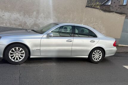 Mercedes-Benz E 280 240.000 km 6.200 &euro; Kruft 56642