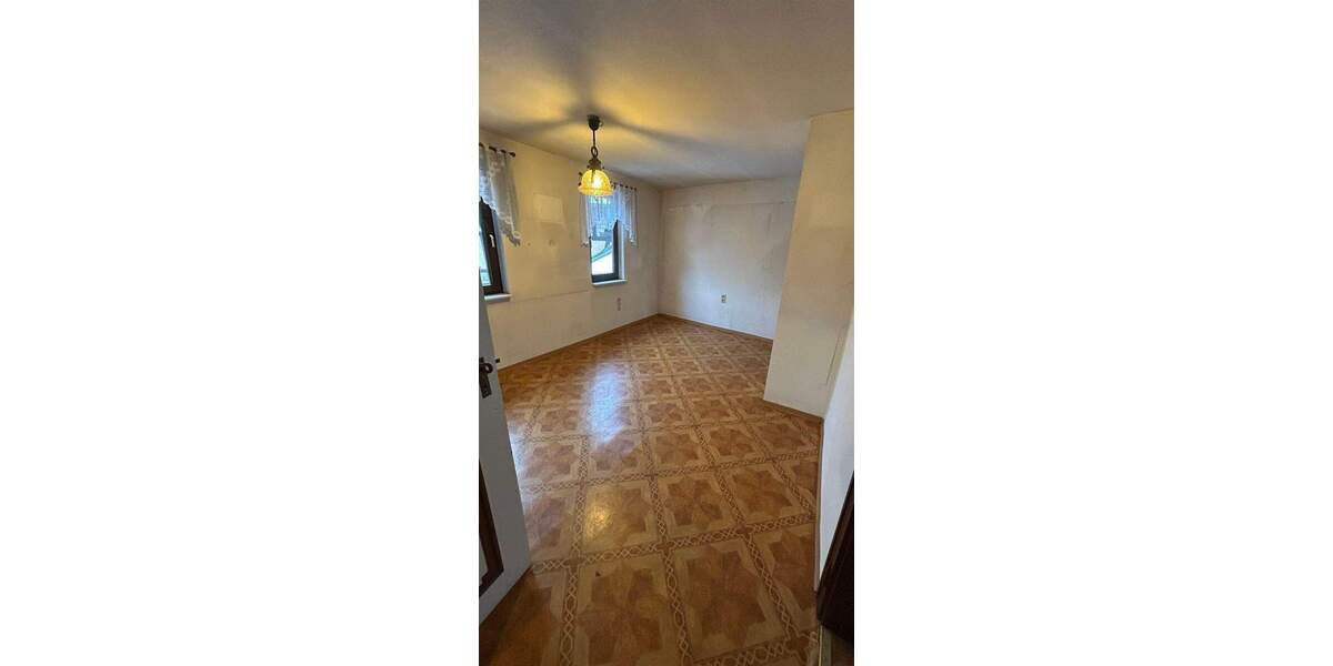 Einfamilienhaus Dausenau - 1 Zimmer, 179 m&sup2;, 175.000&euro; | Angebot:25678652