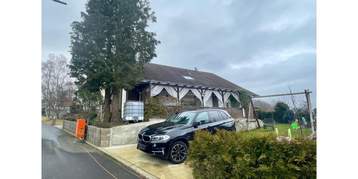 Einfamilienhaus Steimel - 8 Zimmer, 190 m&sup2;, 365.000&euro; | Angebot:25053353